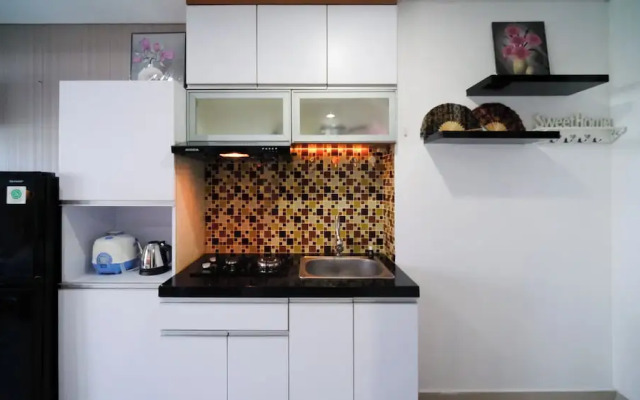 Modern And Compact Studio At Grand Sungkono Lagoon Apartment