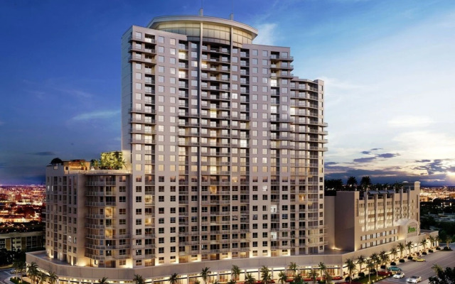 Luxury 2 BR Condos with Balcony