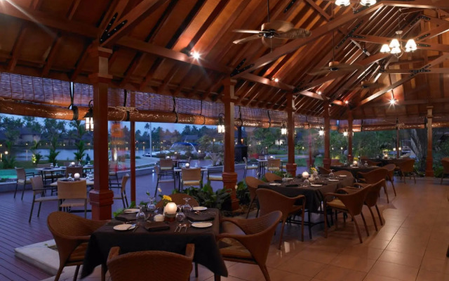 Radisson Plaza Resort & Spa