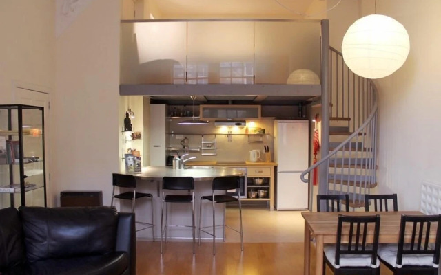 Royal Mile Mansions Apartment