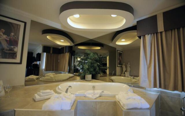 Travelodge by Wyndham Kamloops Mountview