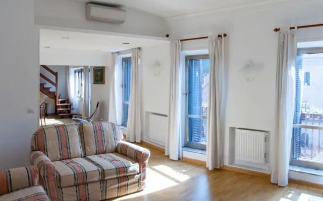 Near Colosseum - Circus Maximus View