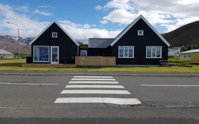 Grenivík Guesthouse