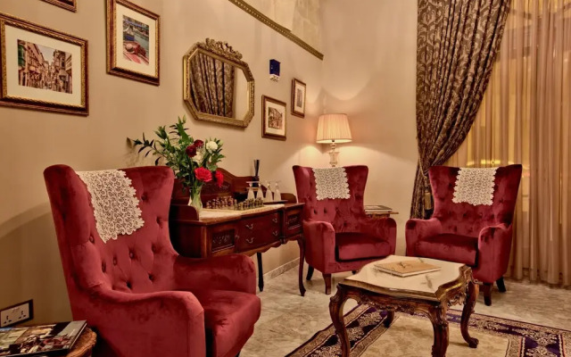 Julina Boutique Living