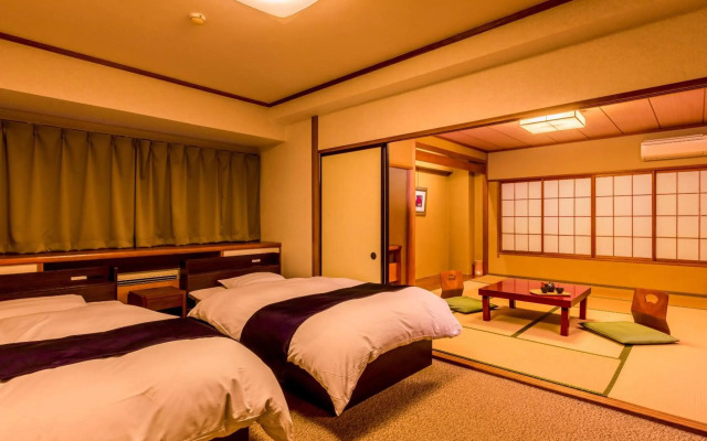Ooedo Onsen Monogatari Premium Yamanaka Grand Hotel