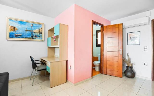 Emmanouel Maisonette Near the Sea