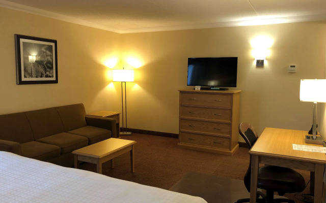 Best Western Plus Cobourg Inn & Convention Centre