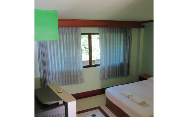 Oasis Resort