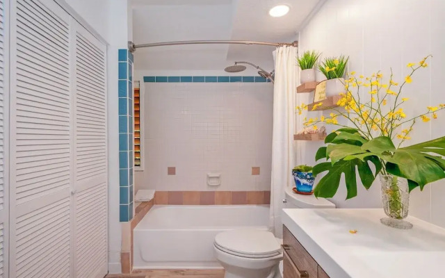 Kamahana 16 - Downstairs
