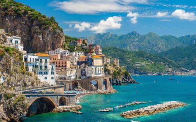 Donna Sara - Cozy Flat In A Charming Amalfi Court