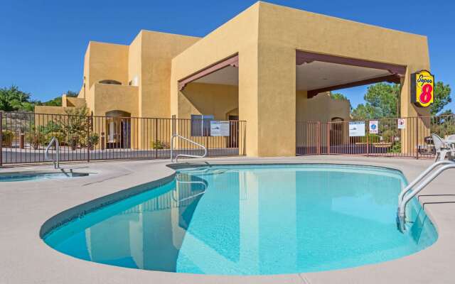 Super 8 by Wyndham Cottonwood