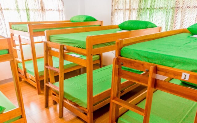 Siete Verano Guest House - Hostel