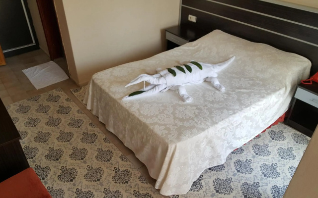 Kartal Hotel