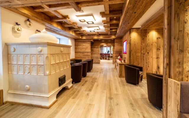 Lady Maria Hotel & Resort