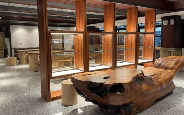 Weifeng Boutique Business Hotel