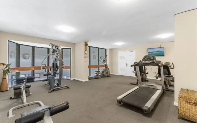 Newly Renovated Oceanfront 1BR Condo
