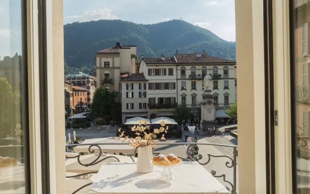 Linda Apartment 2 in Como