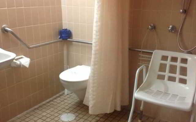 Quality Inn Charbonnier Hallmark