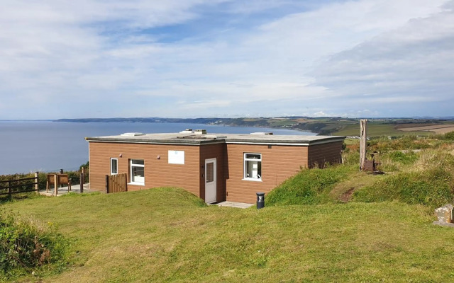 Whitsand Bay Chalet