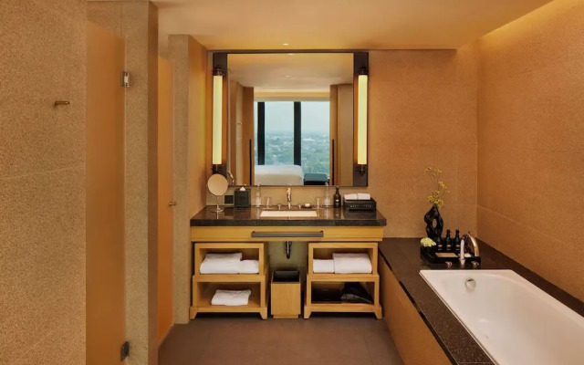 Hotel Tentrem Jakarta
