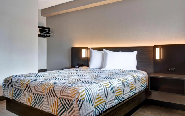 Studio 6 Jacksonville, FL - Baymeadows