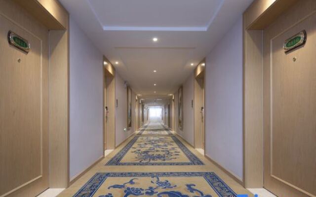 Vienna Hotel Weihai North High-speed Railway Station Bathing Beach Shandong University