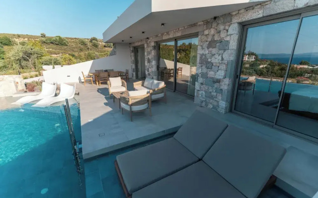 Akres Luxury Sea View Villas