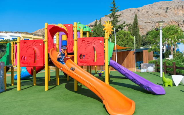 Porto Angeli Beach Resort – All Inclusive