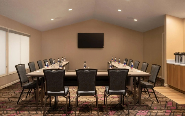 Residence Inn Las Vegas Convention Center by Marriott