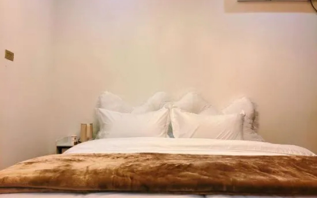 Zhaotong Jiuxi Homestay (Wanghai Park Branch)