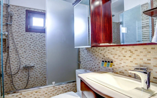 Santorini Suite Home