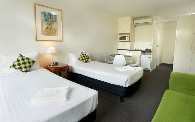 City Edge Serviced Apartments East Melbourne