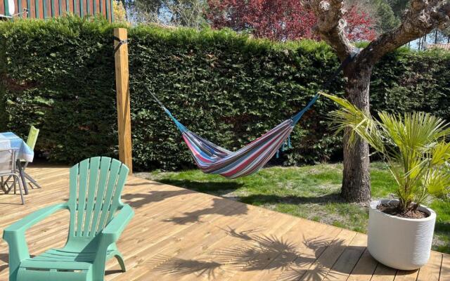 Maisonnette a 300 M du Lac de Biscarrosse