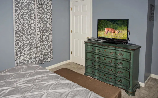 Whispering Pines 223