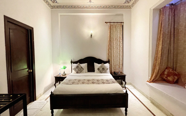 Hotel Boheda Palace