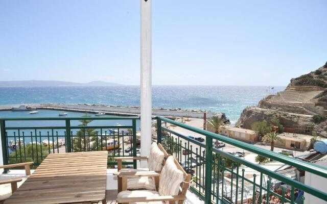 Akteon Rooms