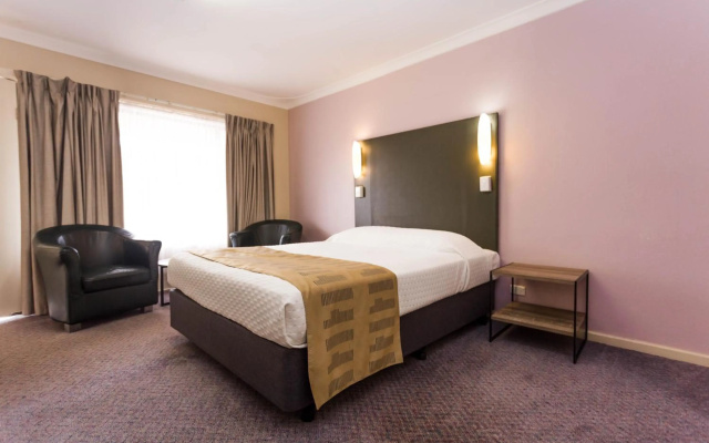 Sleepwell Motel – Guest Rooms – Albany