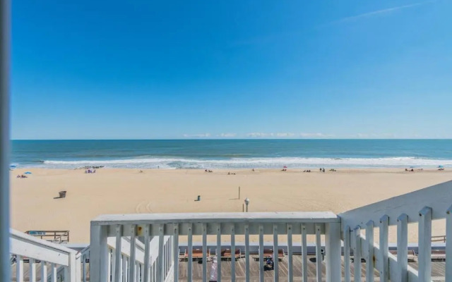 Boardwalk Terrace