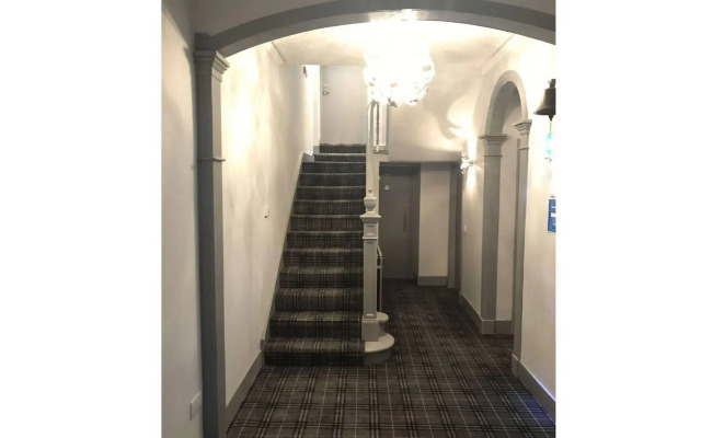 The Knowes Hotel & Restaurant