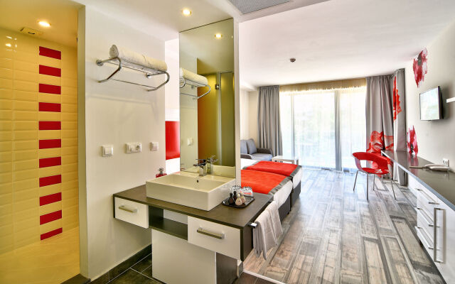 Hotel Grifid Foresta  Adults Only