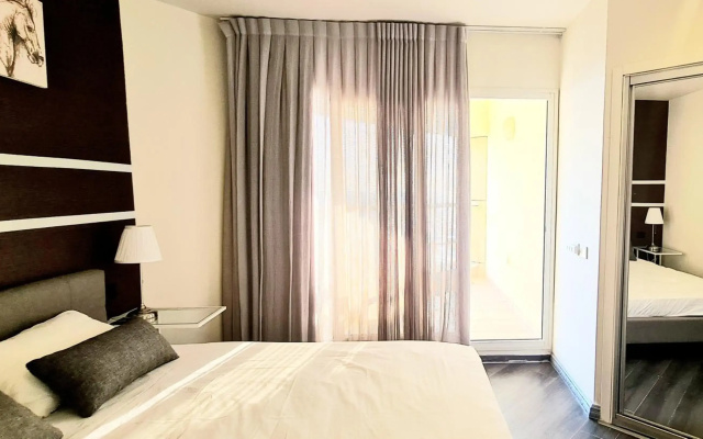 GO to apartments in Leonardo