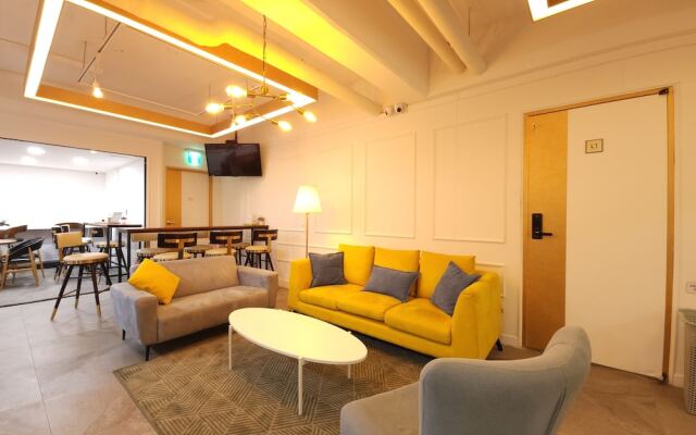 OYO Hostel Myeongdong 5