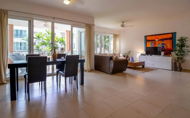 Apartments Infiniti Blu