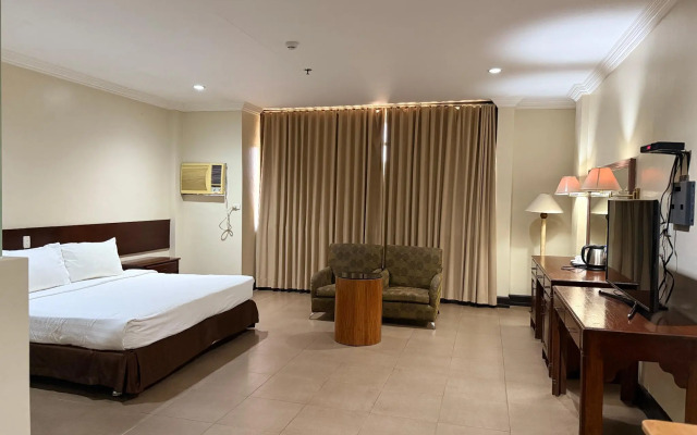 Dotties Place Hotel and Restaurant