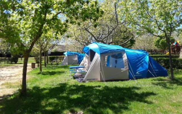 Cabanas Bungalows Camping La Vera