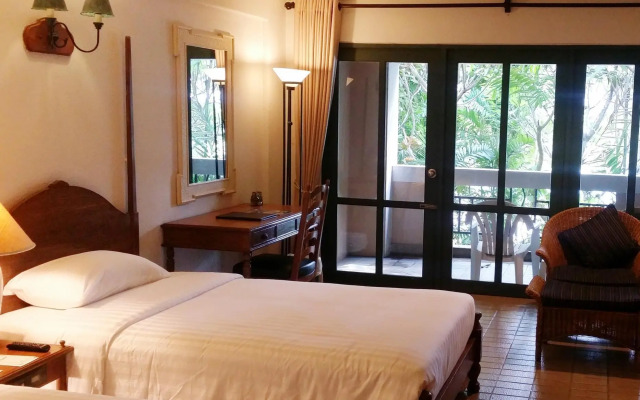 Lake View Resort & Golf Club