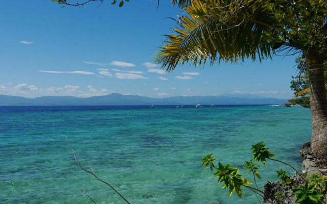Moalboal T Breeze Coastal Resort