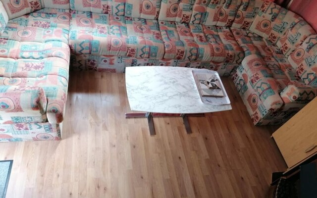 Delightful 3-bed Caravan With Fireplace, Wifi, BBQ