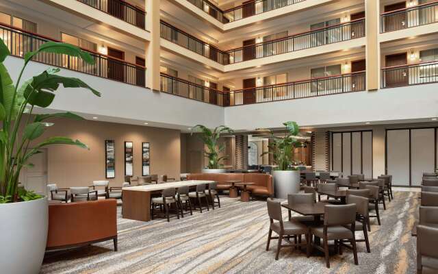 Embassy Suites by Hilton Cleveland Rockside