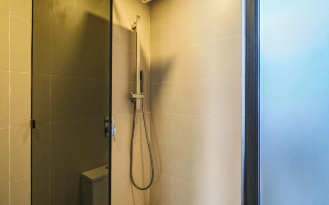 Modern 2BDR with Private Pool, Freestanding Bathtub and Views